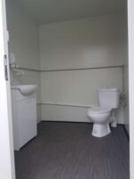Remorque Sanitaire avec toilette double 3,50x2M 750KG – Image 5